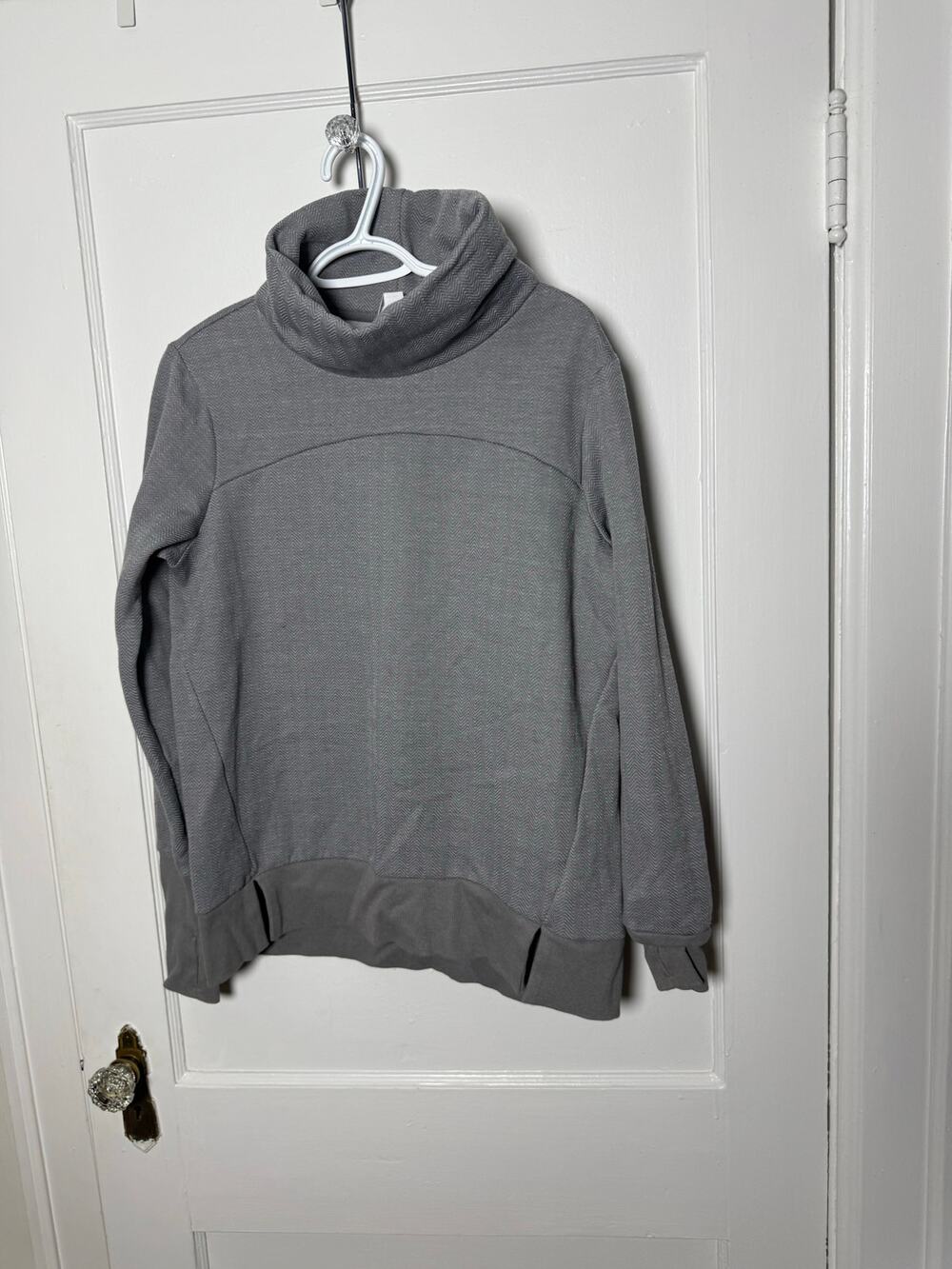 Avia Gray Minimalist Mock Neck Chic Athleisure Sweatshirt Size Women's XS - Picture 1 of 9